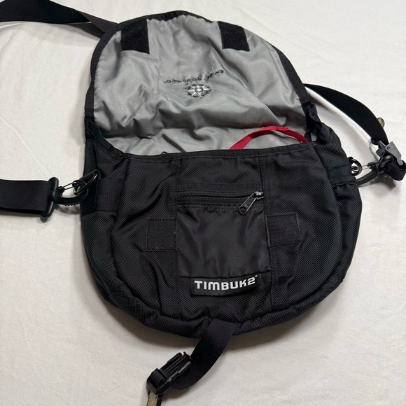 Timbuk2 XS Black Messenger Bag - Picture 6 of 16
